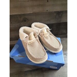 Hey Dude Wendy Fold Brushed Cozy Shoes Women's‎ Sz 6 Ivory Beige Preowned w/box